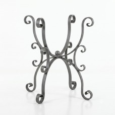Base per Tavolo in Ferro Battuto con Ricci Decorativi. NAVAR Base per Tavolo in Ferro Battuto con Ricci Decorativi. NAVAR