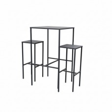 Set tavolo alto e sgabelli. MERLINO