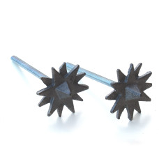 Manine o grappette di fissaggio a murare per piane da camino. STELLA