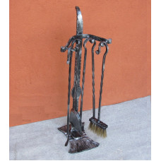 Gruppo attrezzi per caminetto ferro. CFI-4914