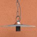 Lampadario a sospensione con piatto in lamiera e particolare in rame. COPPER